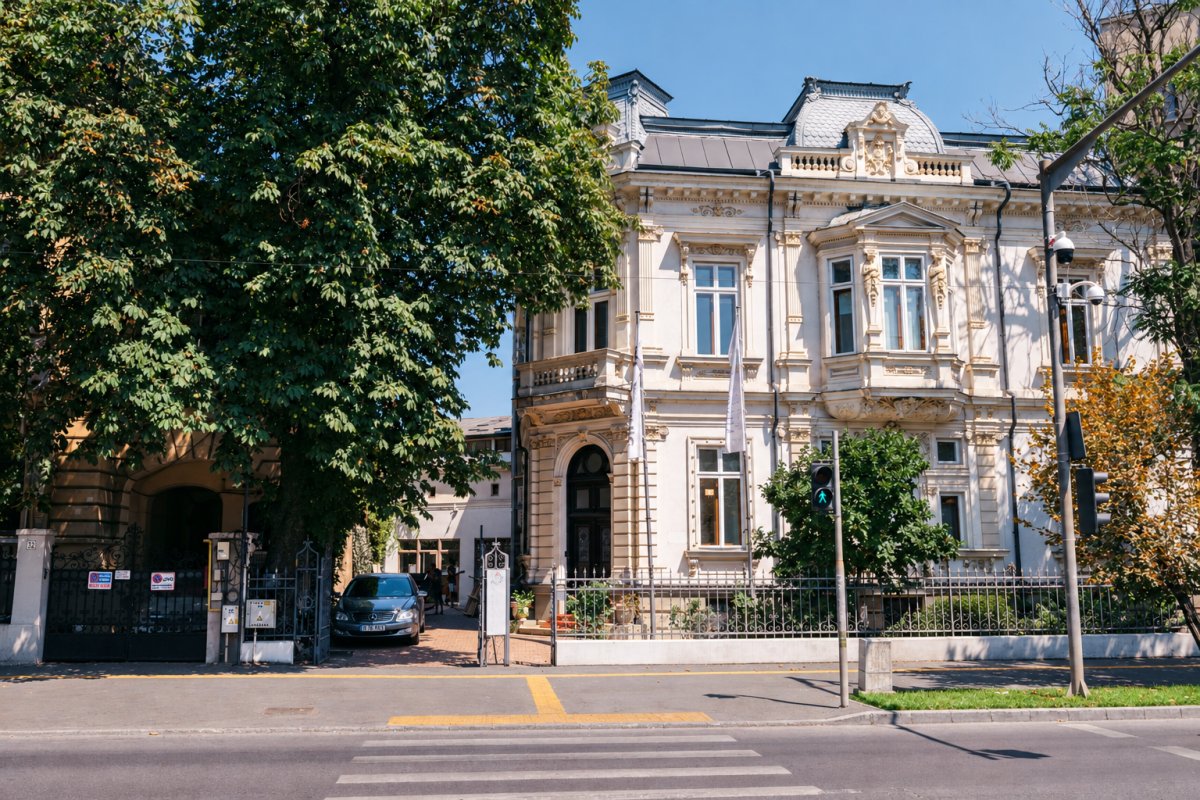 Longevity Clinic building photo