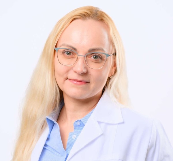Dr. Chendrean Carmen